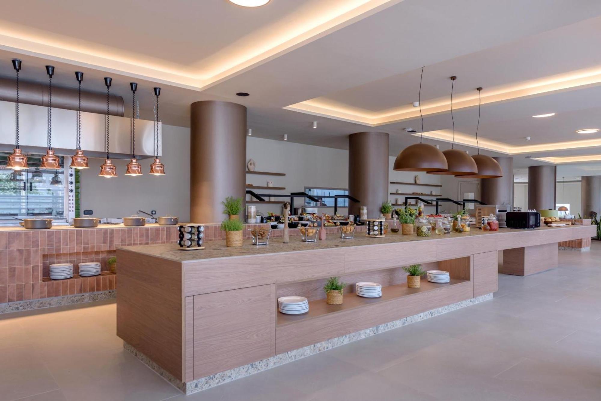 Zeus Hotels Ydoria Resort 아델리아노스 캄포스 외부 사진